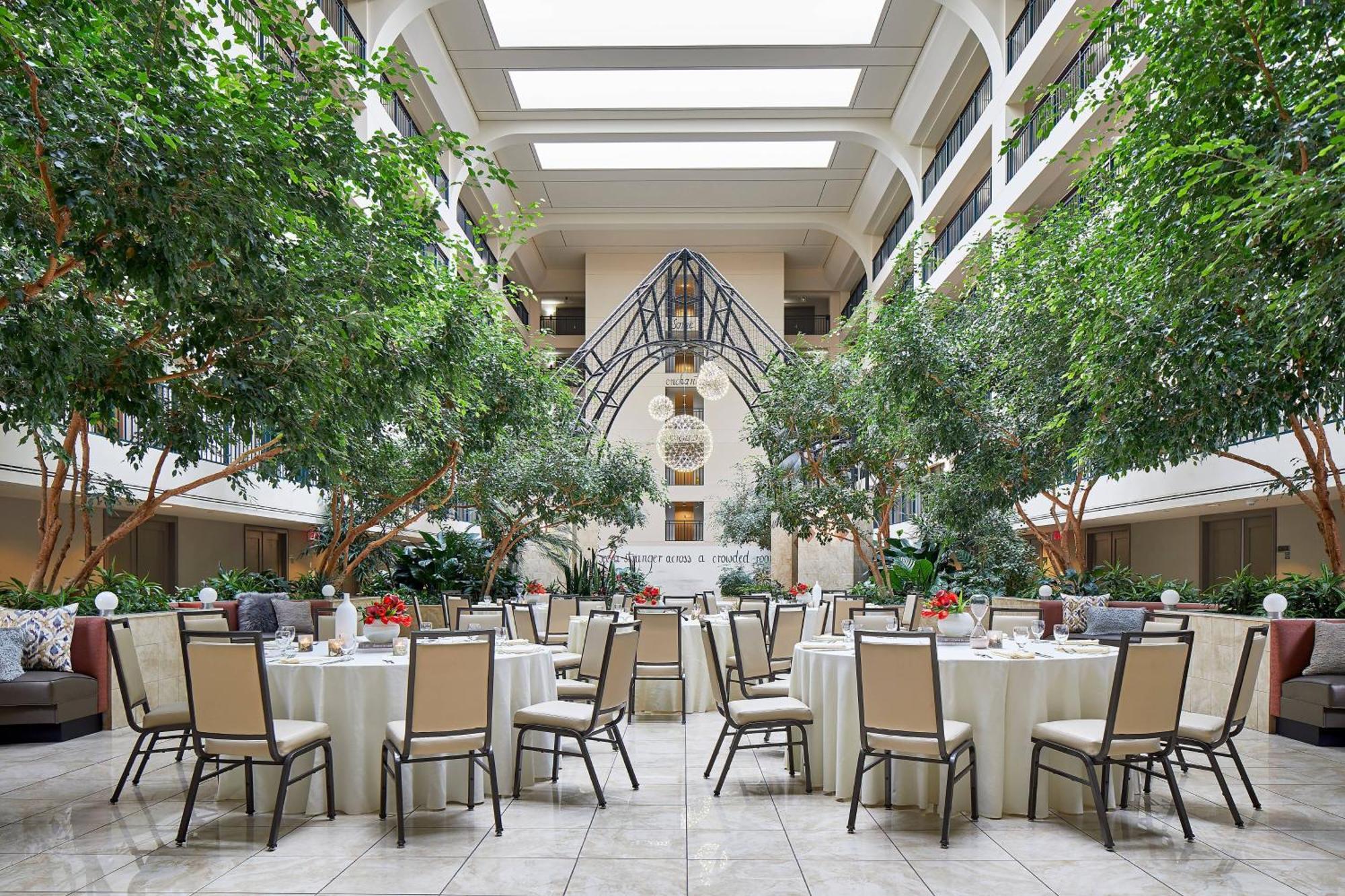 Renaissance Chicago Glenview Suites Hotel Exterior photo