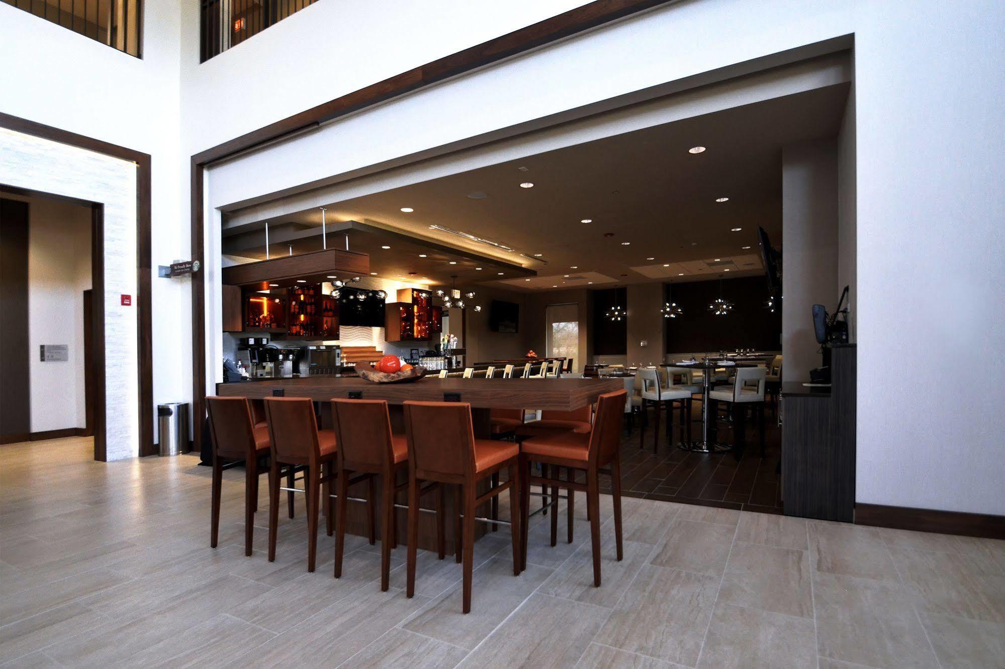 Renaissance Chicago Glenview Suites Hotel Exterior photo